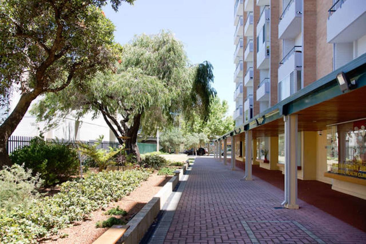 Stay Okay Central - Fremantle Exterior photo